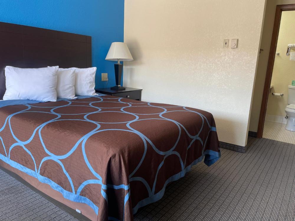 Standard Single Room interior